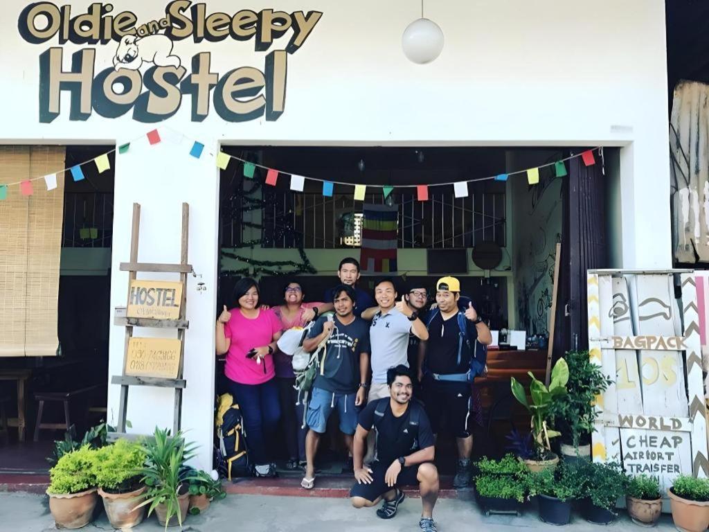 Oldie And Sleepy Hostel Udon Thani Exterior foto