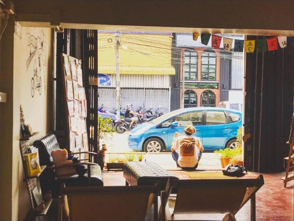 Oldie And Sleepy Hostel Udon Thani Exterior foto